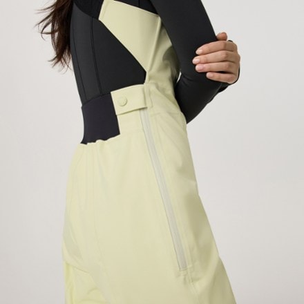 Vuori Taika Shell Bib Pants - Women's 8