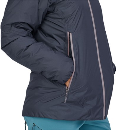 Patagonia Micro Puff Storm Insulated Jacket - Women's 4