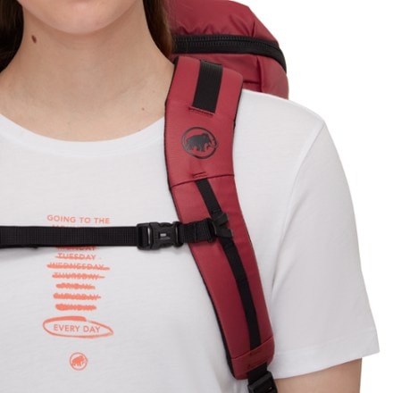 Mammut Neon 55 Pack - Women's 5