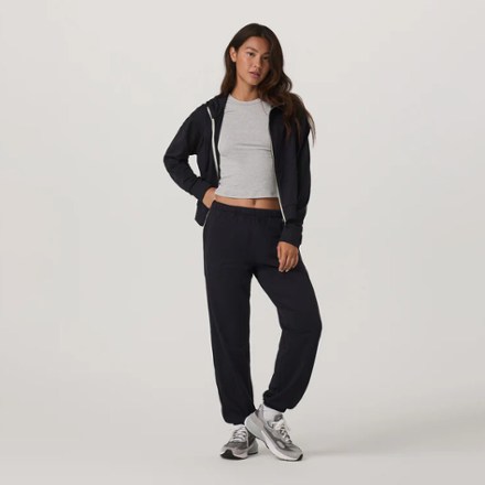 Vuori Halo Modern Sweatpants - Women's 3