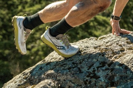 Saucony Peregrine 13 Trail-Running Shoes - Men's 6