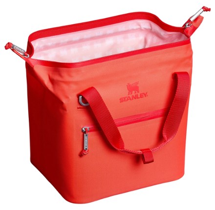 Stanley The All Day Julienne Mini Cooler - 10 Cans/7.2 Qts. 2
