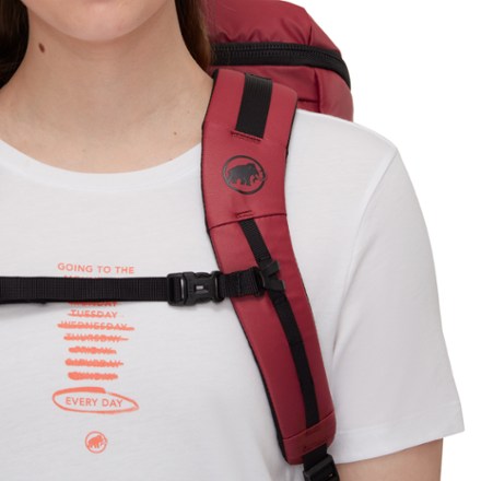 Mammut Neon 45 Pack - Women's 2