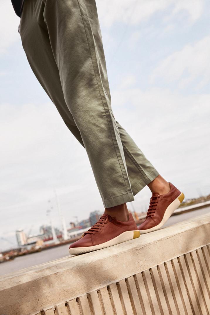 Location Image for KNX Lace Sneakers - Women's