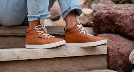 SAOLA Wanaka Waterproof Sneakers - Women's 7