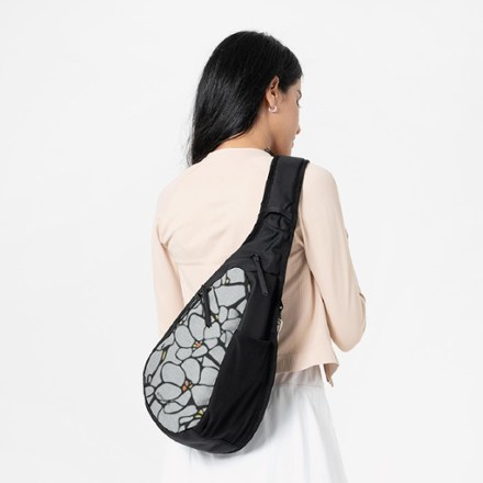 Sherpani Esprit AT Sling Bag 1