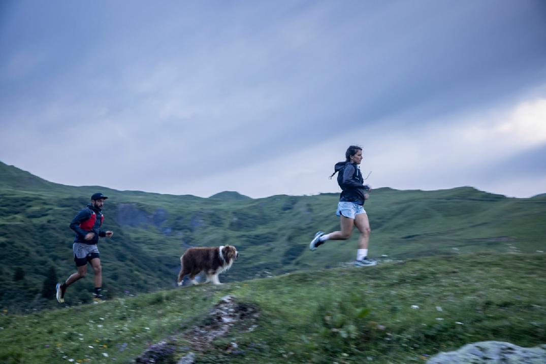 Location Image for XA Pro 3D V9 GORE-TEX Hiking Shoes - Women's