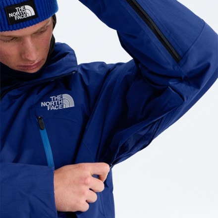 The North Face Snowsquall Insulated Jacket - Men's 7