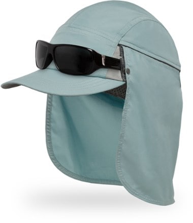 Sunday Afternoons VaporLite Cape Cap Sunglasses not included