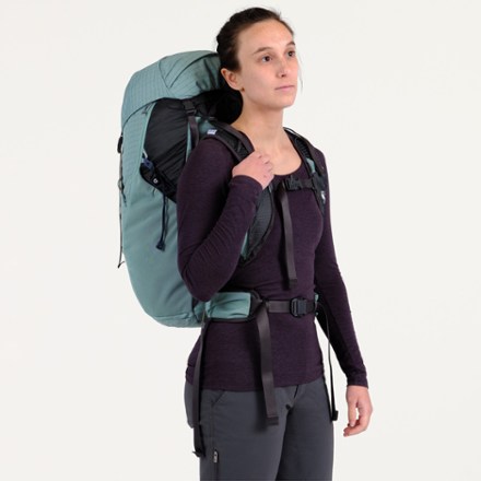 NEMO Resolve 35 L Endless Promise Technical Active Pack - Women's 8