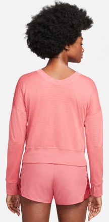 Nike Therma-FIT Element Crew Top - Women's 1