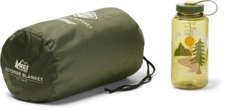 REI Co-op Outdoor Blanket 2
