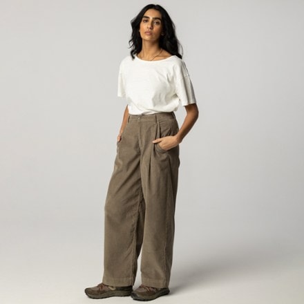 Finisterre Kea T-Shirt - Women's 3