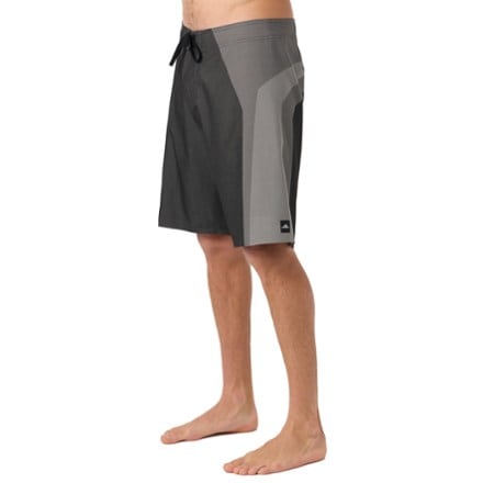 O'Neill Hyperfreak Tech Varial 20" Board Shorts - Men's 2