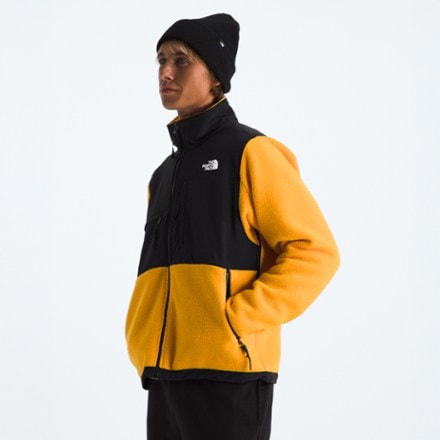 The North Face Retro Denali Jacket - Men's 4