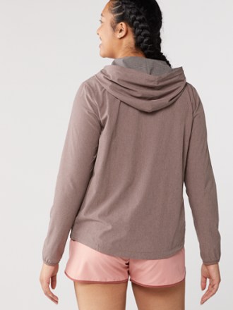 Vuori Outdoor Trainer Shell Jacket - Women's 2