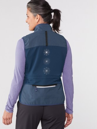 The North Face Trailwear Winter Flash Vest - Women's 2