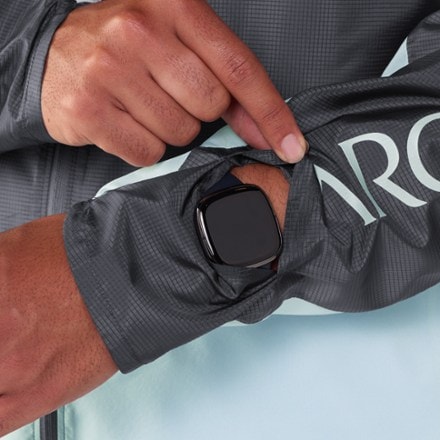 Arc'teryx Norvan Windshell Hoody - Men's 10