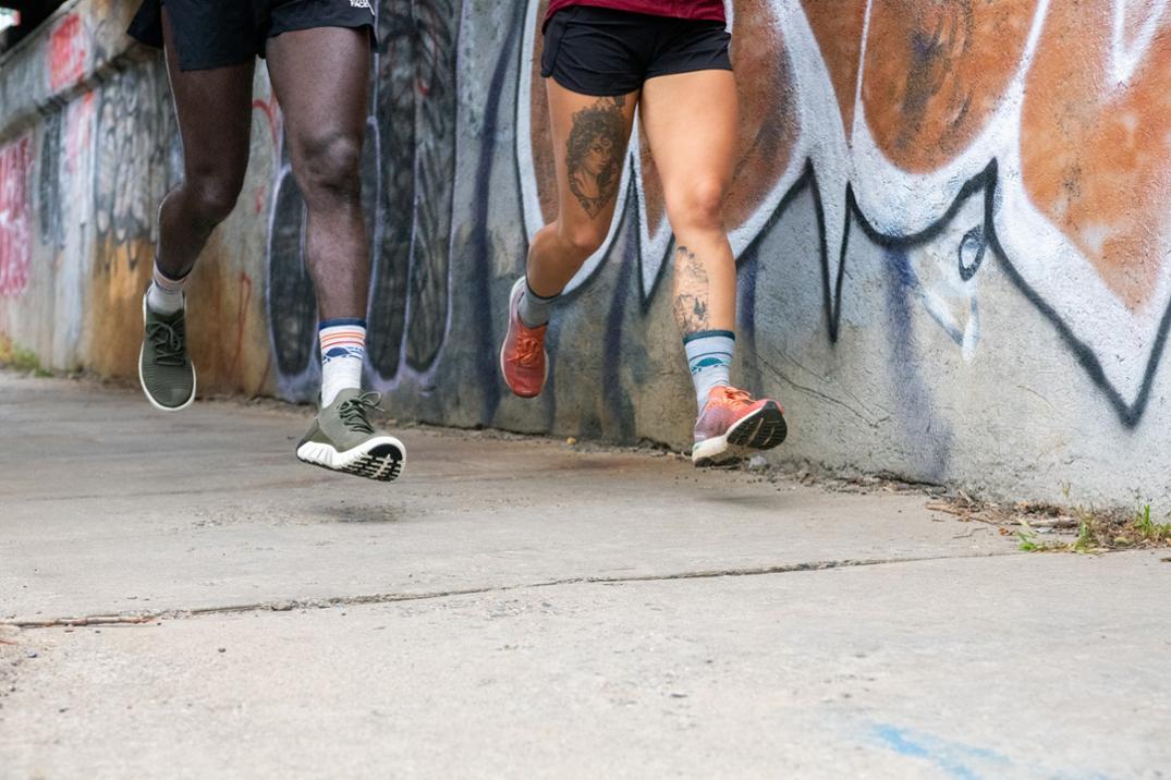 Location Image for Pacer Micro Crew Ultralightweight Cushion Socks - Women's