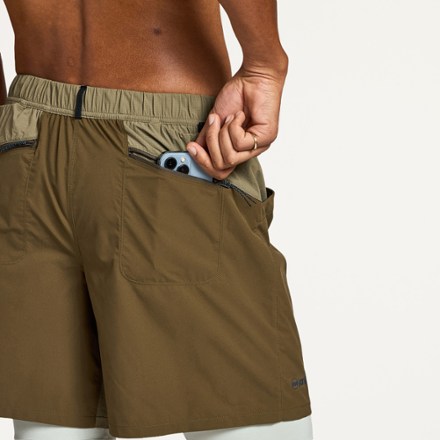 Janji Trekker 6" Shorts - Men's Shorts liner not included