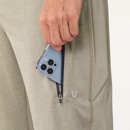 Vuori Sunday Performance Joggers - Men's 5