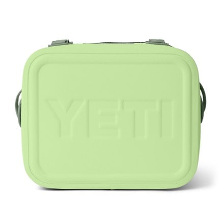 YETI Hopper Flip 12 Soft Cooler 5