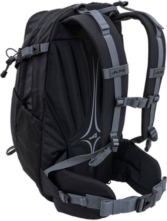 ALPS Mountaineering Solitude 24 Pack 5