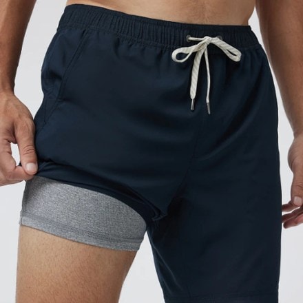 Vuori Kore Shorts - Men's 7" Inseam 5