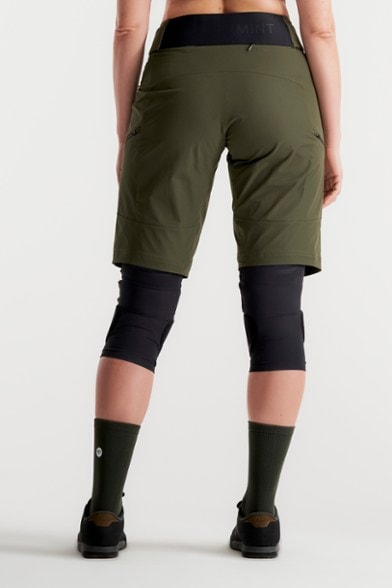 On Body Image of color Spruce