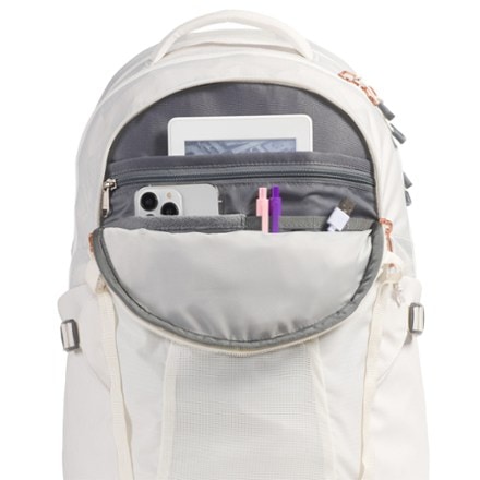 The North Face Recon Luxe Pack - Women's 5