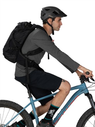 Osprey Raptor Pro 18 Hydration Pack - Men's 6
