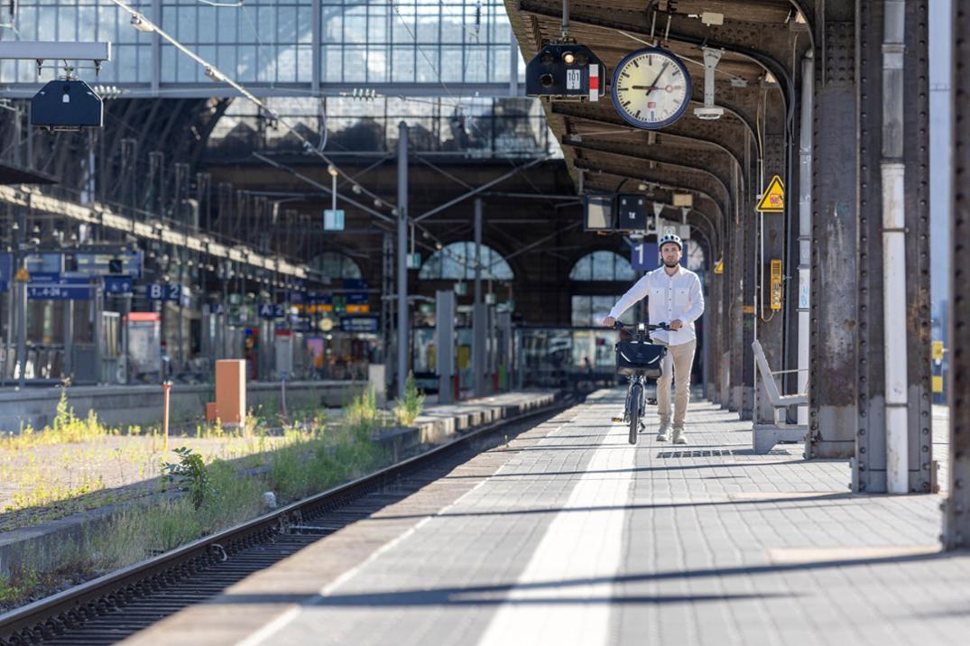 Location Image for Vektron P5i Folding Electric Bike