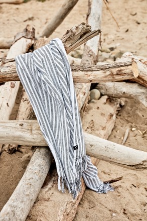 Slowtide Koko Towel 5