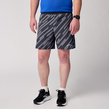 Brooks 2-in-1 Journey 7" Shorts - Men's 1
