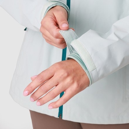 Outdoor Research Stratoburst Stretch Rain Jacket - Women's 10