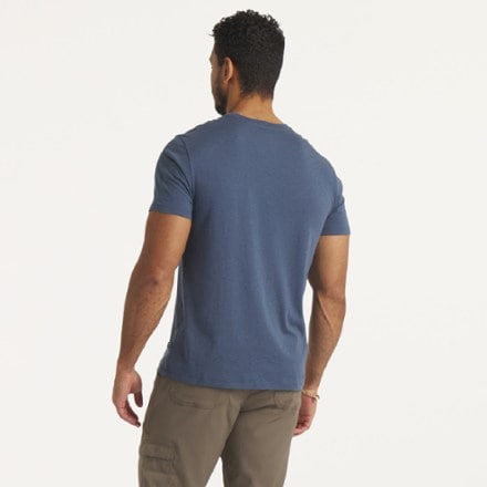 PAKA Essential T-Shirt - Men's 2