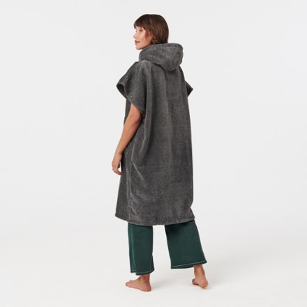 Slowtide The Digs Changing Poncho 3