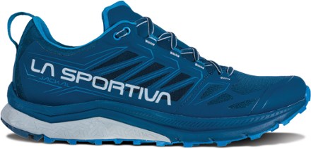 trail running shoes outlet