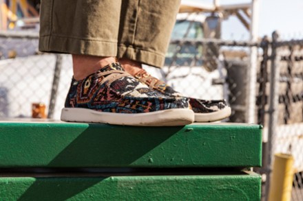 Sanuk Shaka Lite SL Rug Shoes - Men's 8