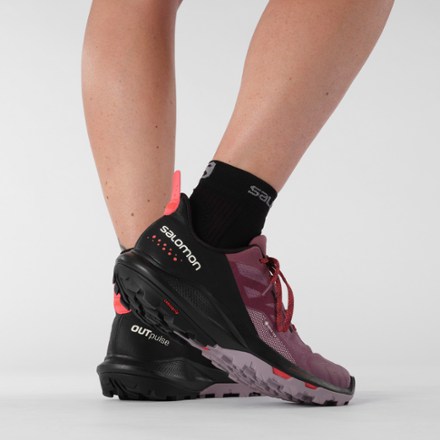 Salomon OUTpulse GORE-TEX Low Hiking Shoes - Women's 7