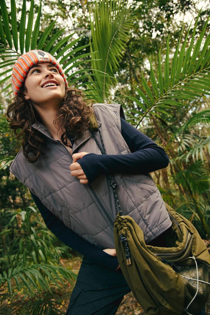 Location Image for Pippa Packable Puffer Insulated Vest - Women's
