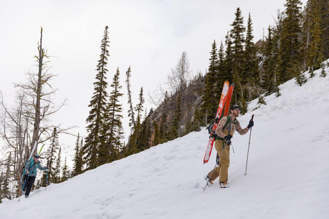 Location Image for First Chair GTX Bib Snow Pants - Men's