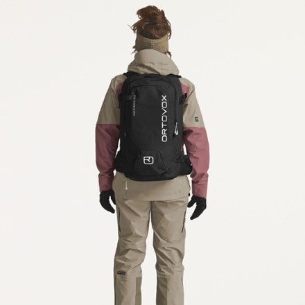 Ortovox Haute Route 30 Snow Pack - Women's 5