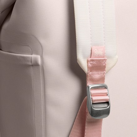 Stanley The All Day Madeleine Mini Cooler Backpack - 20 Cans/14 Qts. 3