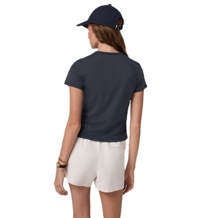 Vuori Feather Classic T-Shirt - Women's 2