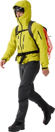 Arc'teryx Alpha SV Jacket - Men's 3