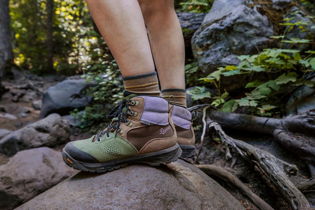 Location Image for Inquire Mid Hiking Boots - Women's