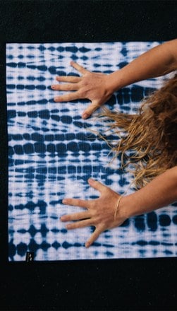Slowtide Suva Quick-Dry Yoga Towel 4