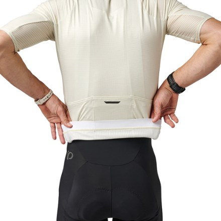 PEARL iZUMi Red Cycling Jersey - Men's 6