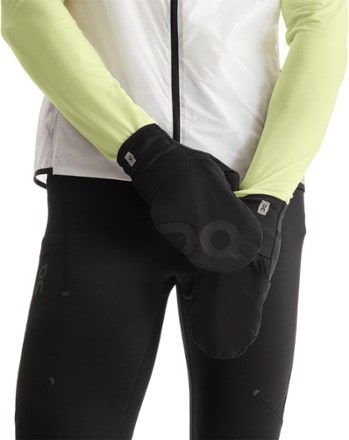 On Weather Gloves 2